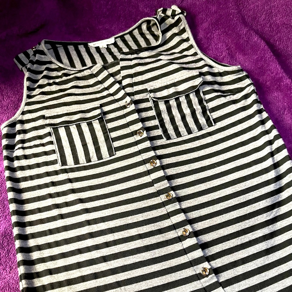 Long Small ButtonUp Striped Parallel Skies double pocket sleeveless Top.